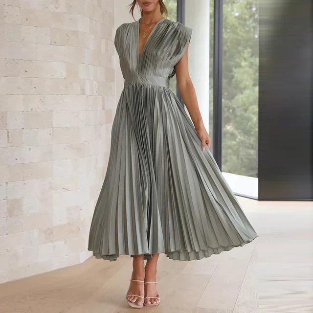 RENEE - ELEGANT PLEATED MAXI DRESS