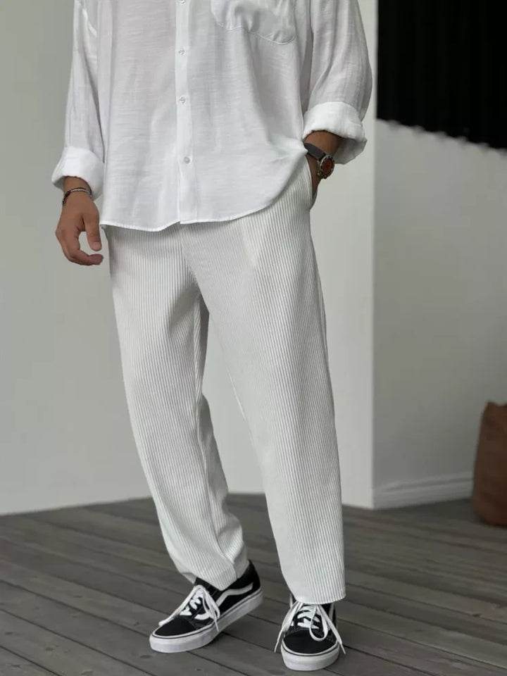 CAMDEN - MEN'S RELAXED PLEATED TROUSERS