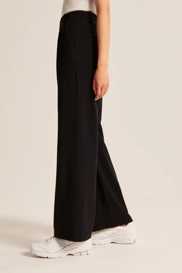 GABRIELLA - RELAXED PLEATED TROUSERS