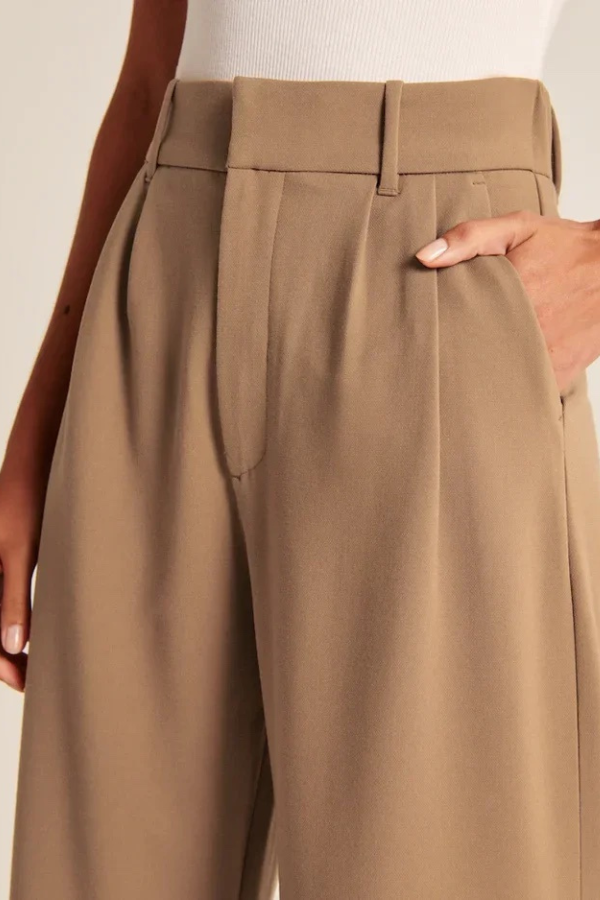 GABRIELLA - RELAXED PLEATED TROUSERS