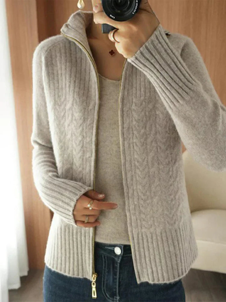 PEARLA CABLE KNIT CARDIGAN